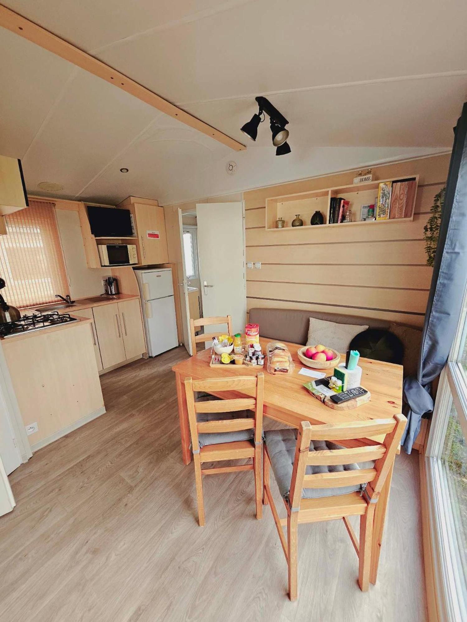 Bungalow Cosy Equipe La Boissiere-de-Montaigu ภายนอก รูปภาพ