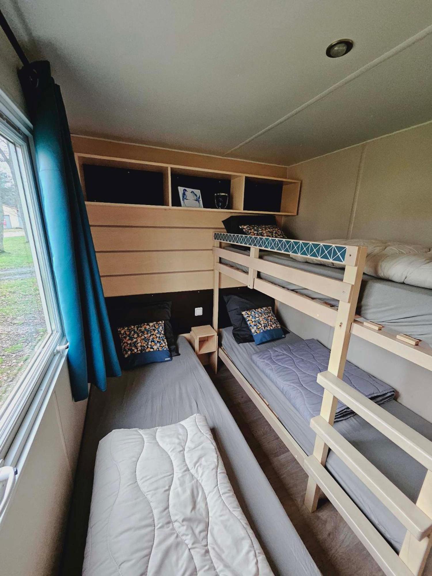 Bungalow Cosy Equipe La Boissiere-de-Montaigu ภายนอก รูปภาพ
